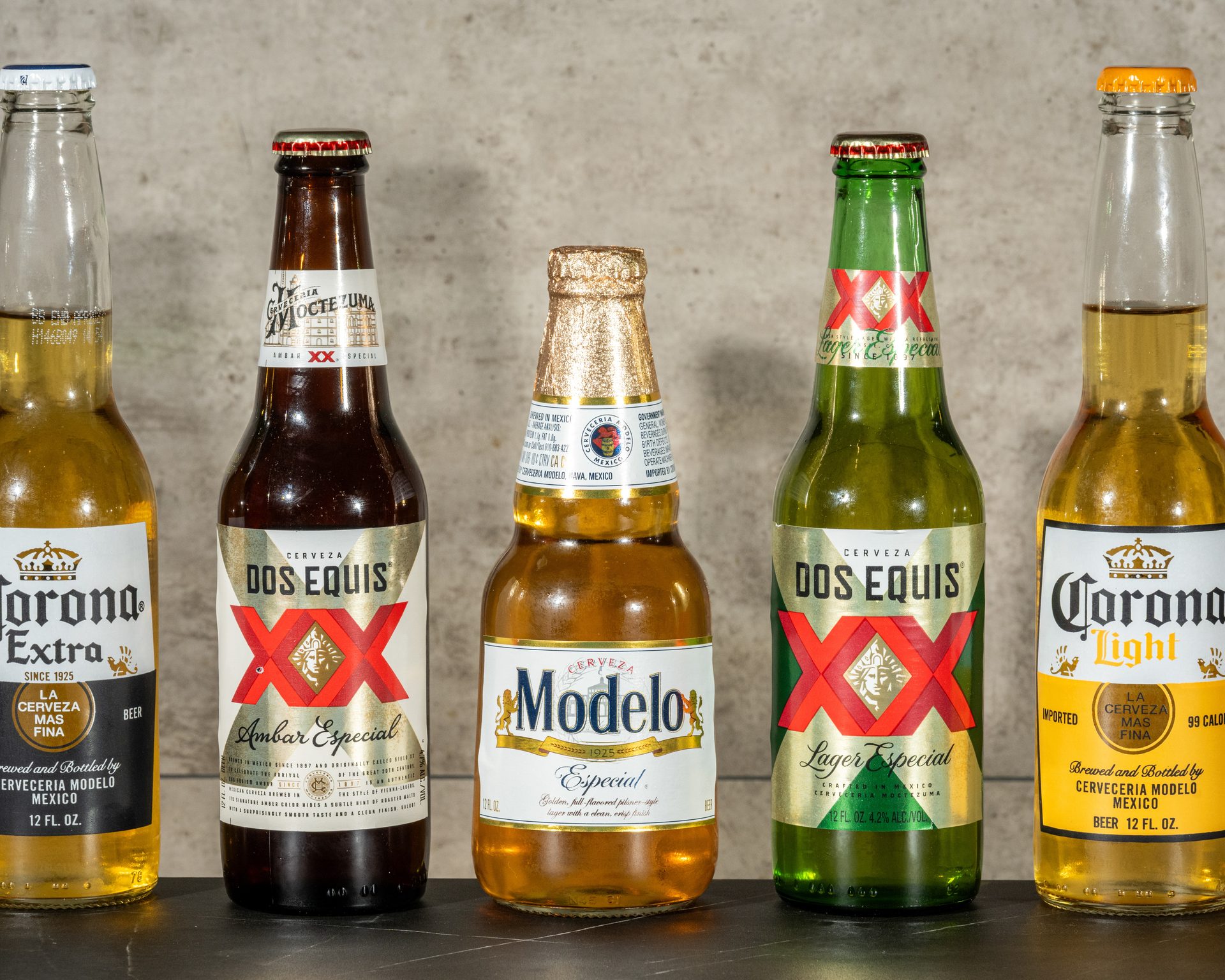 Weekday lunch and happy hour